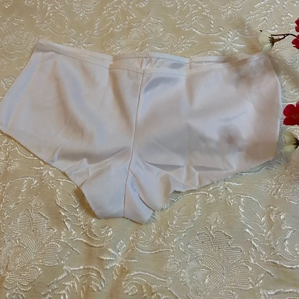 🌺Women’s lacy fashion super cute panties pack of 3 Size : large